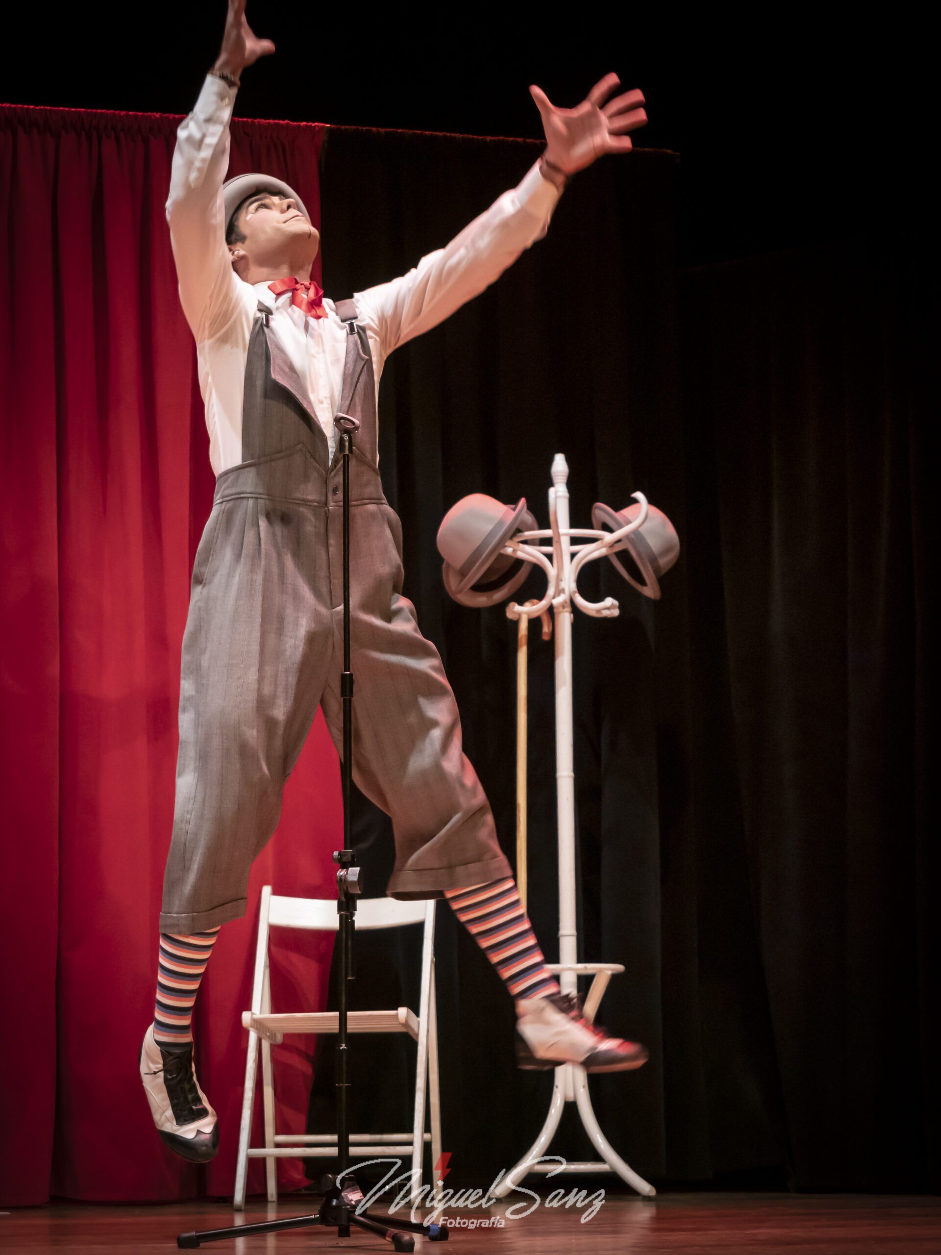 Espectáculo Producciones Kinser Pasen y vean