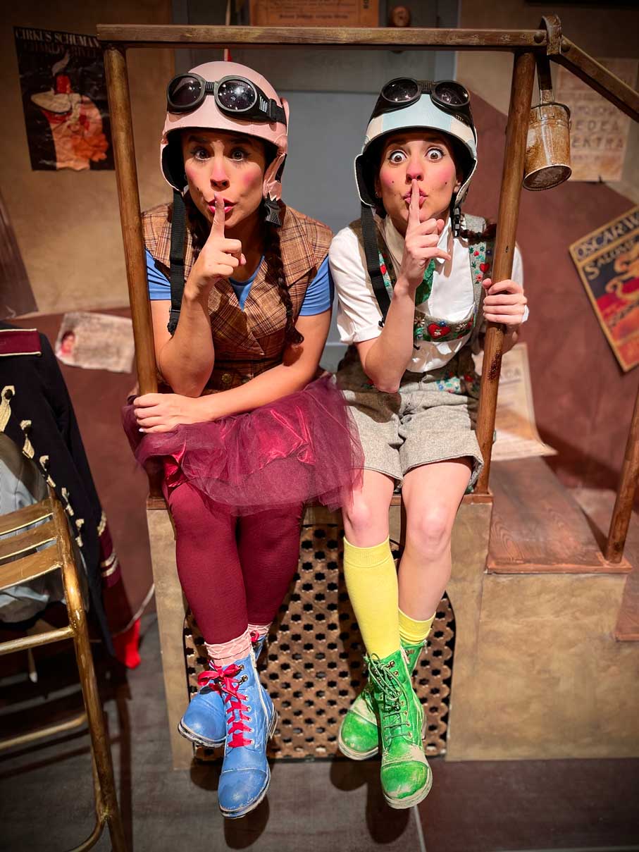 Espectáculo Producciones Kinser Perdidas por el Teatro