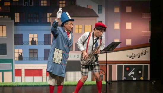 Espectáculo Producciones Kinser Luces bajo el Tejado