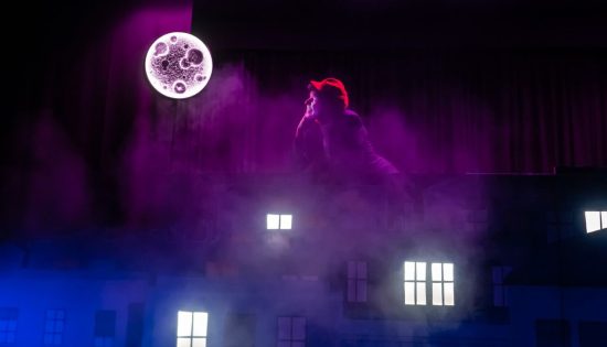 Espectáculo Producciones Kinser Luces bajo el Tejado